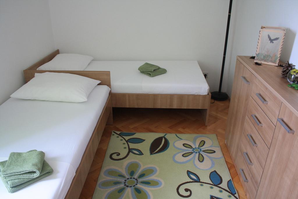 Pavo Apartment